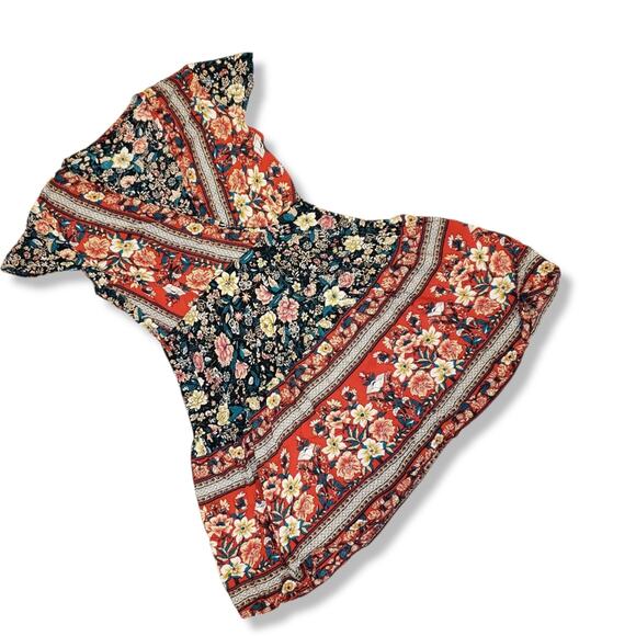 EUC Womens mixed brand lot of three items, size small. - Picture 2 of 6